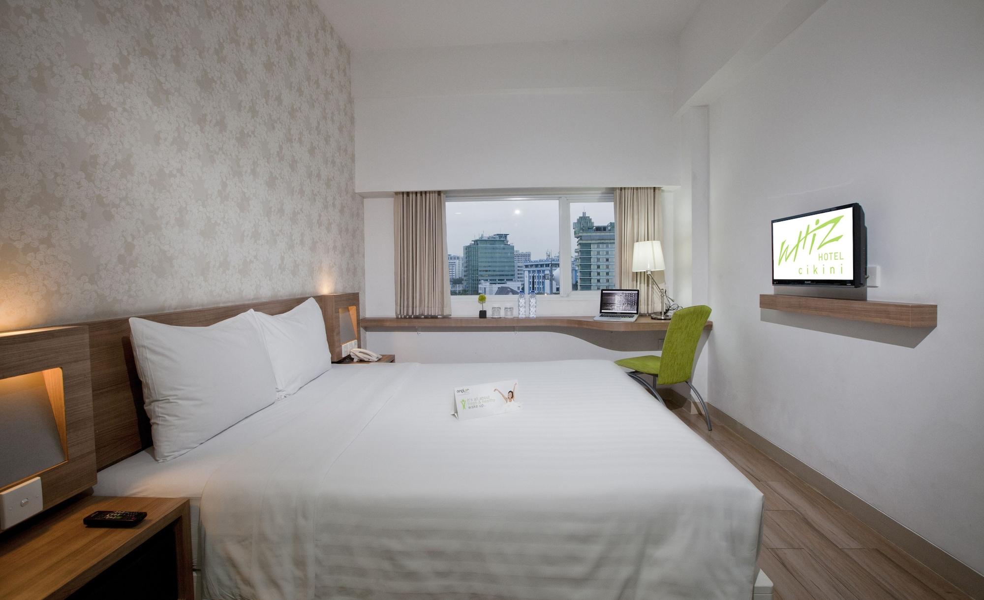 Whiz Hotel Cikini Джакарта Екстериор снимка